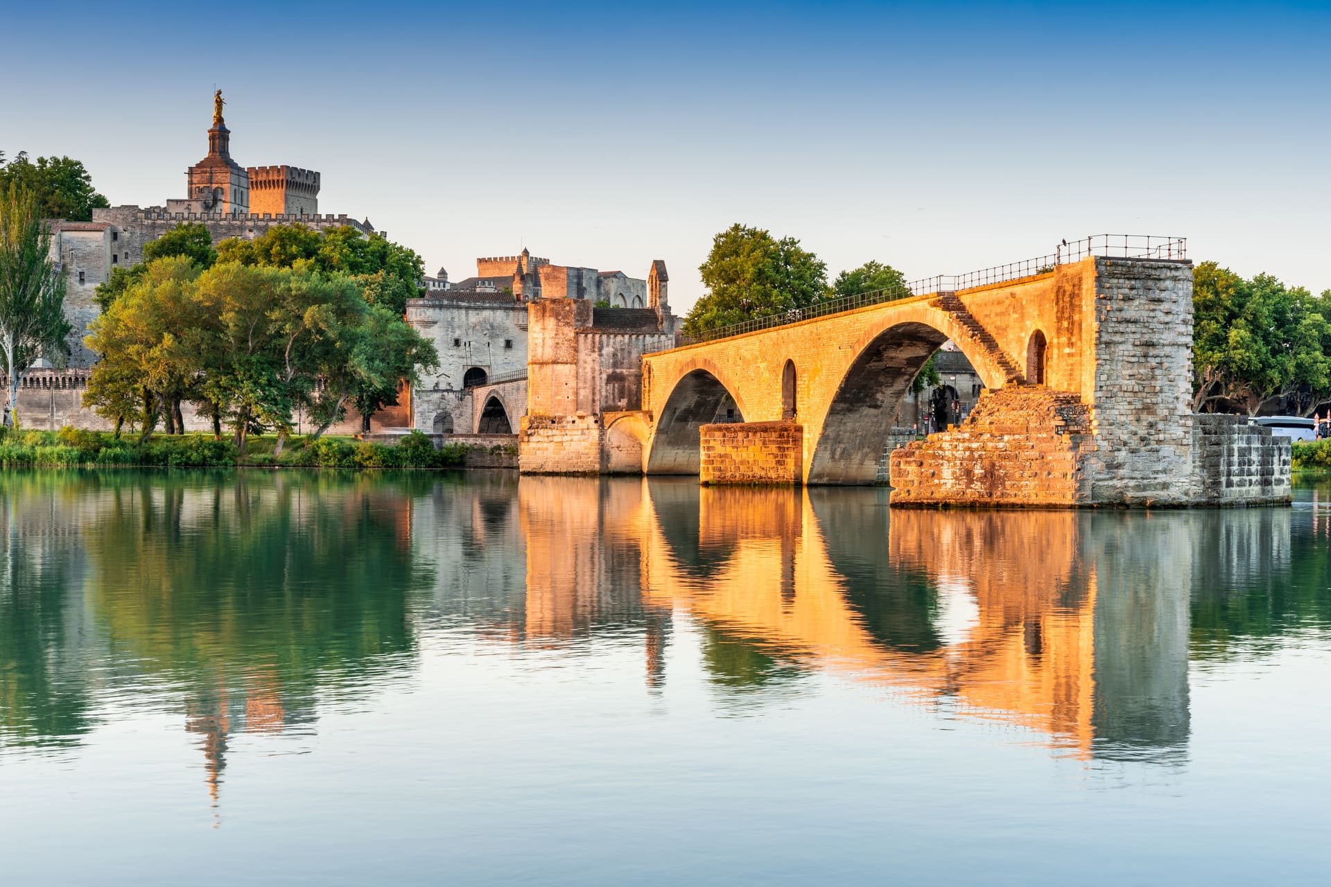 PROVENCE CONSEILS TRANSACTIONS