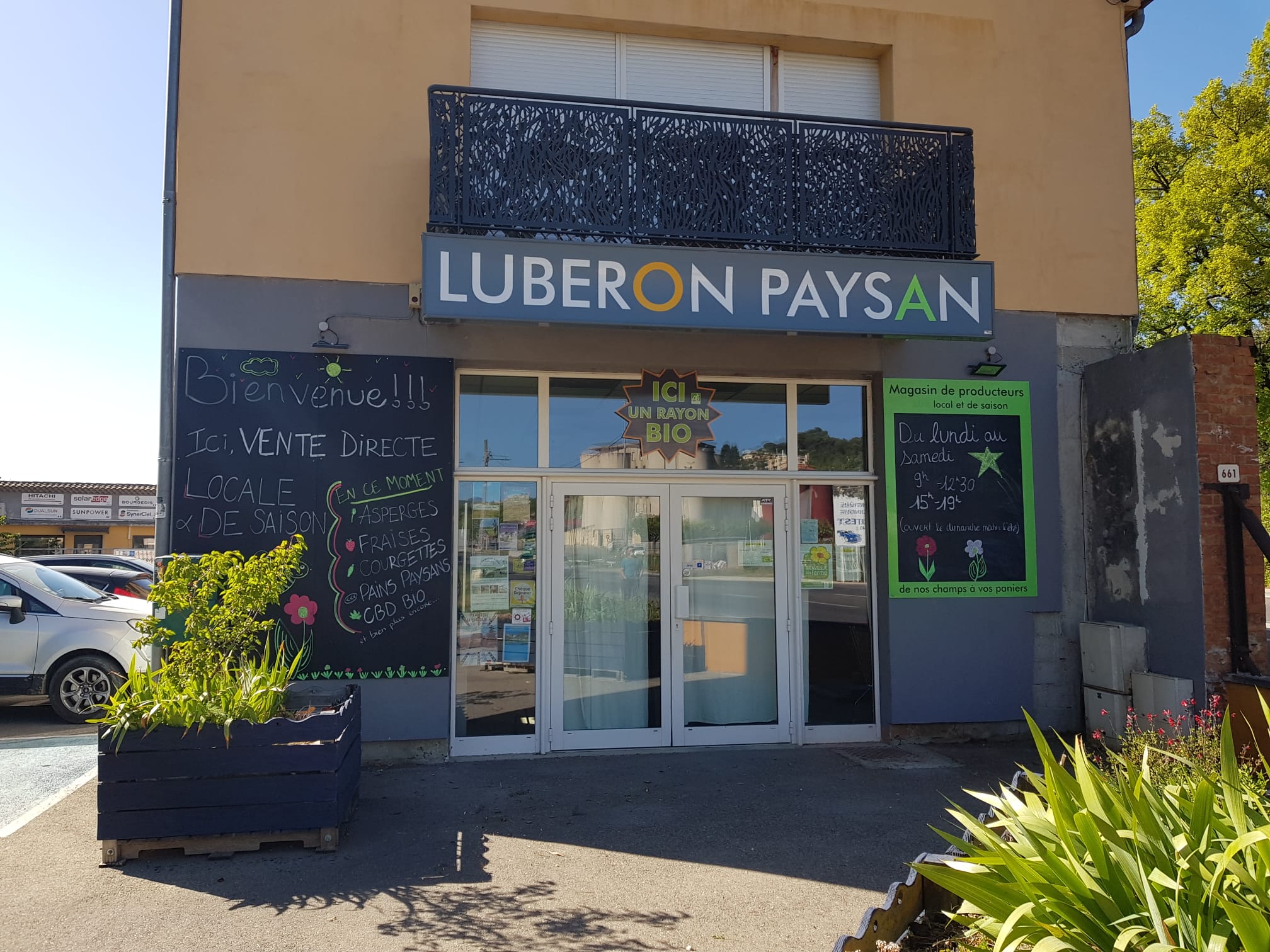 Le Luberon Paysan Du Pays d'Apt