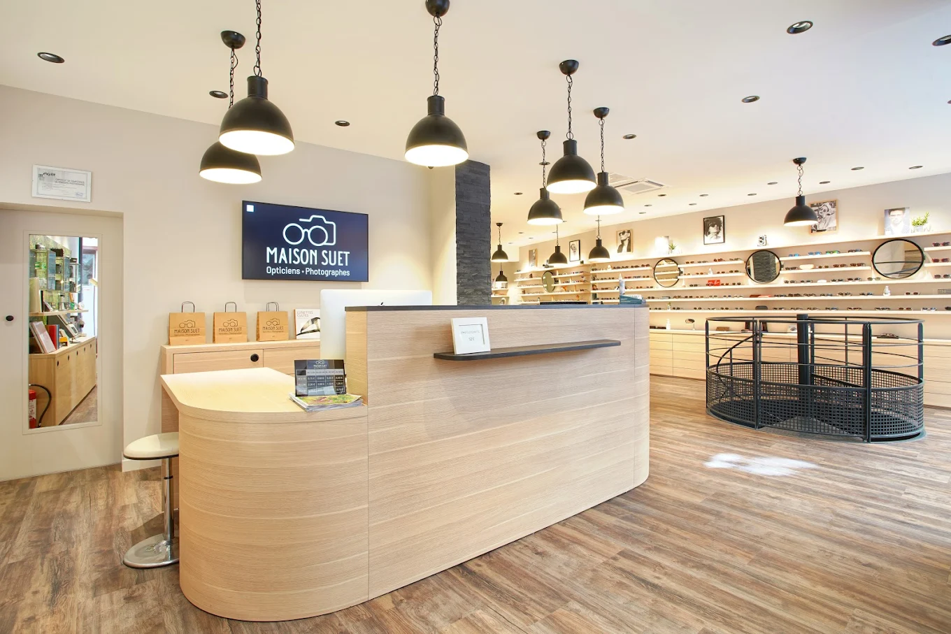 Maison Suet - Opticiens Photographes Galerie d'Art