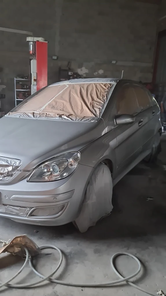 GARAGE & CARROSSERIE & DEPANNAGE AUTO 84