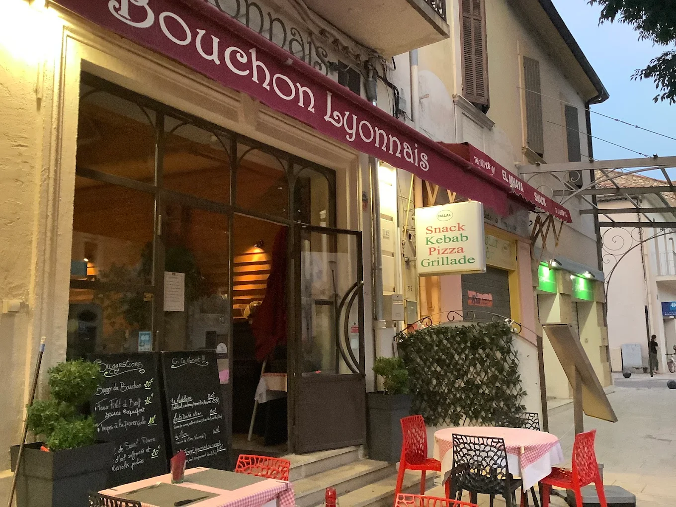 LE BOUCHON LYONNAIS
