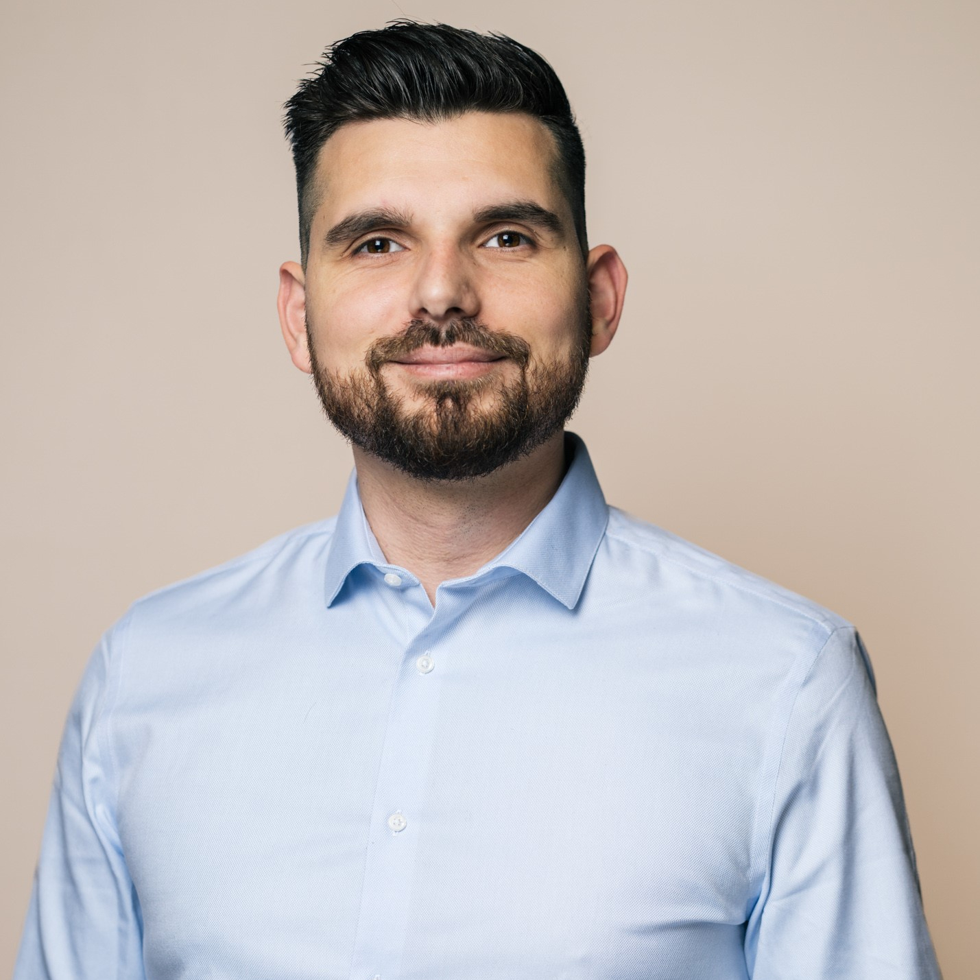 Allianz Assurance ORANGE - THOMAS CHARLOT