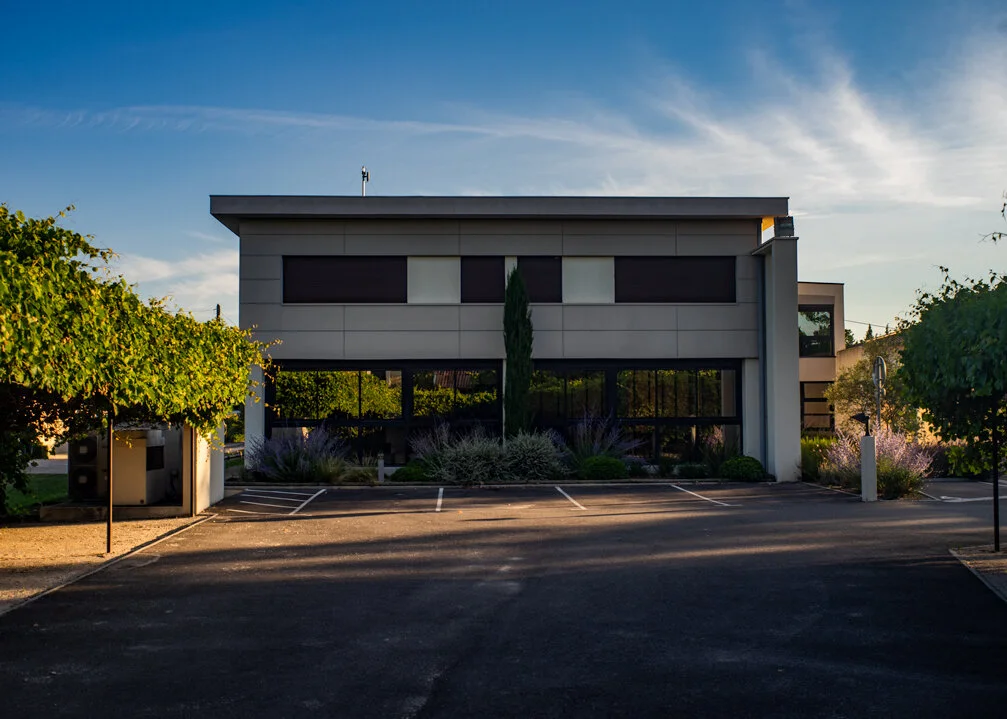 J.L. GIORNAL ET ASSOCIES