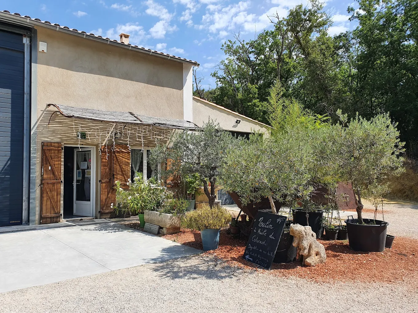 Moulin A Huile Du Colorado De Rustrel