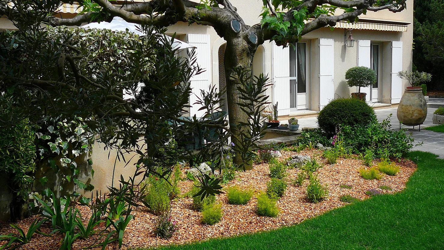 PROVENCE JARDINS - ALAIN STURACCI